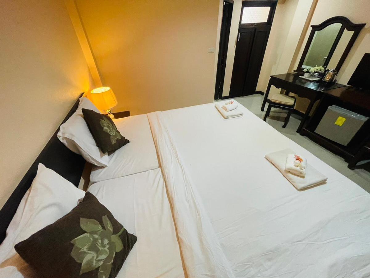Na Thapae Chiangmai Hotel Чиангмай Экстерьер фото