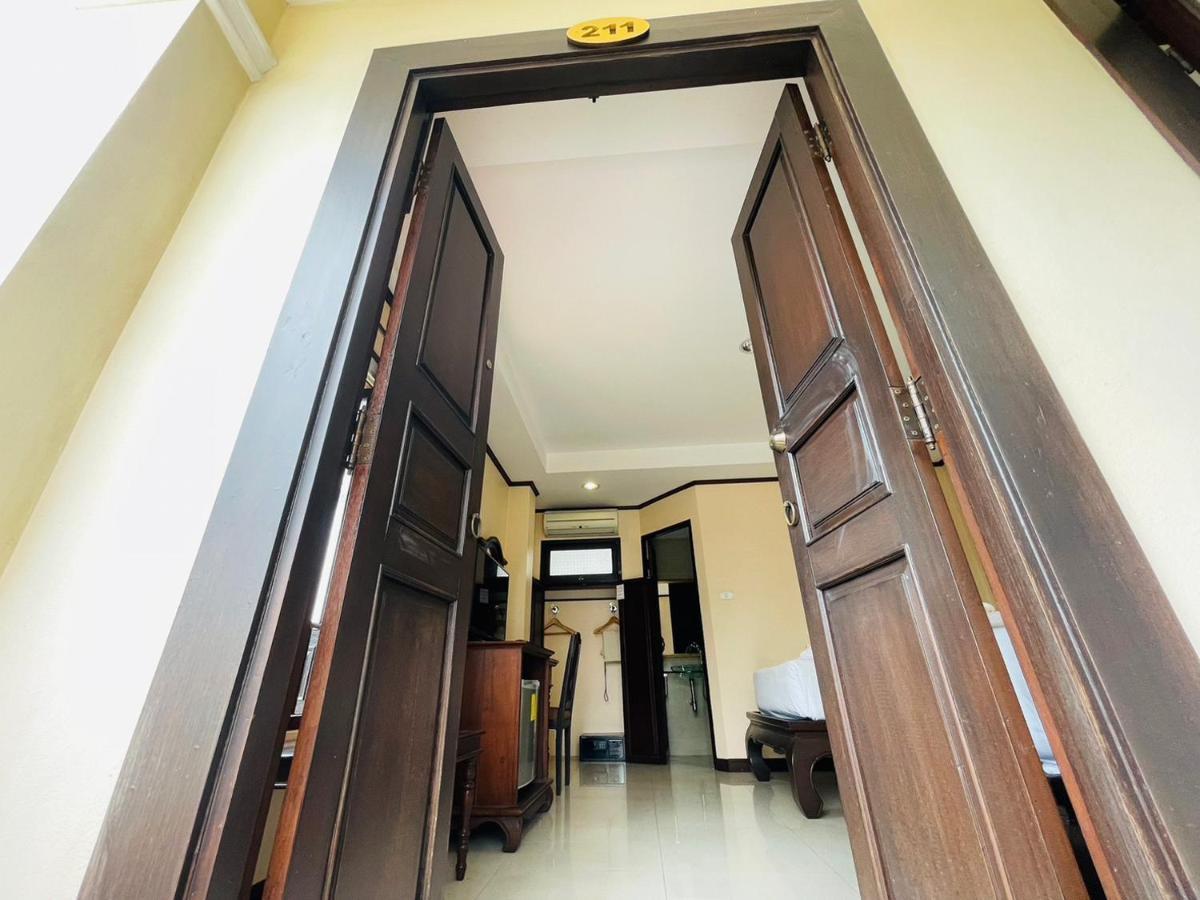 Na Thapae Chiangmai Hotel Чиангмай Экстерьер фото