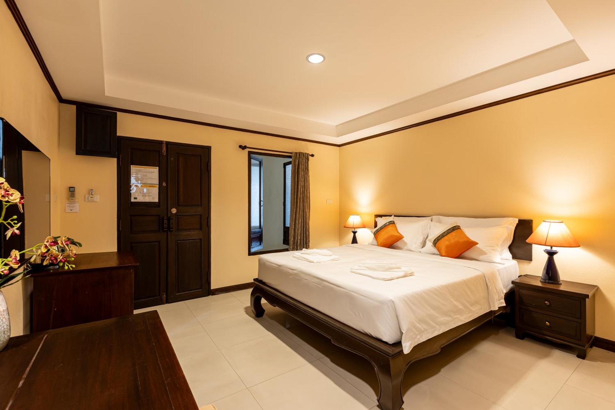 Na Thapae Chiangmai Hotel Чиангмай Экстерьер фото