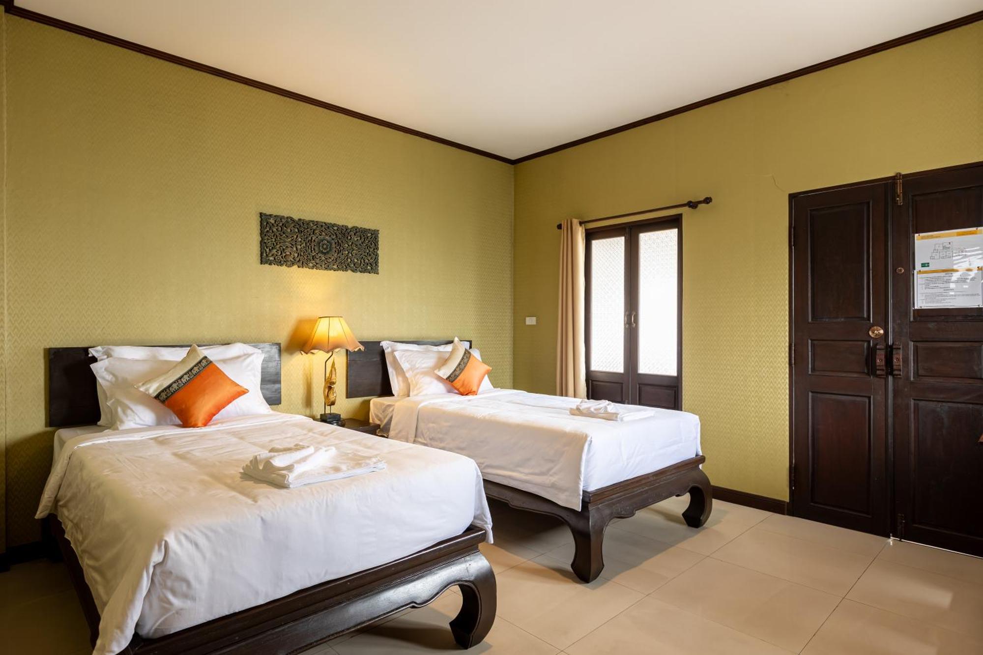 Na Thapae Chiangmai Hotel Чиангмай Экстерьер фото