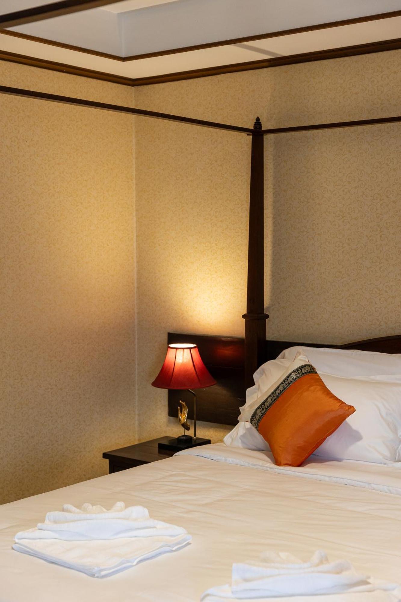 Na Thapae Chiangmai Hotel Чиангмай Экстерьер фото