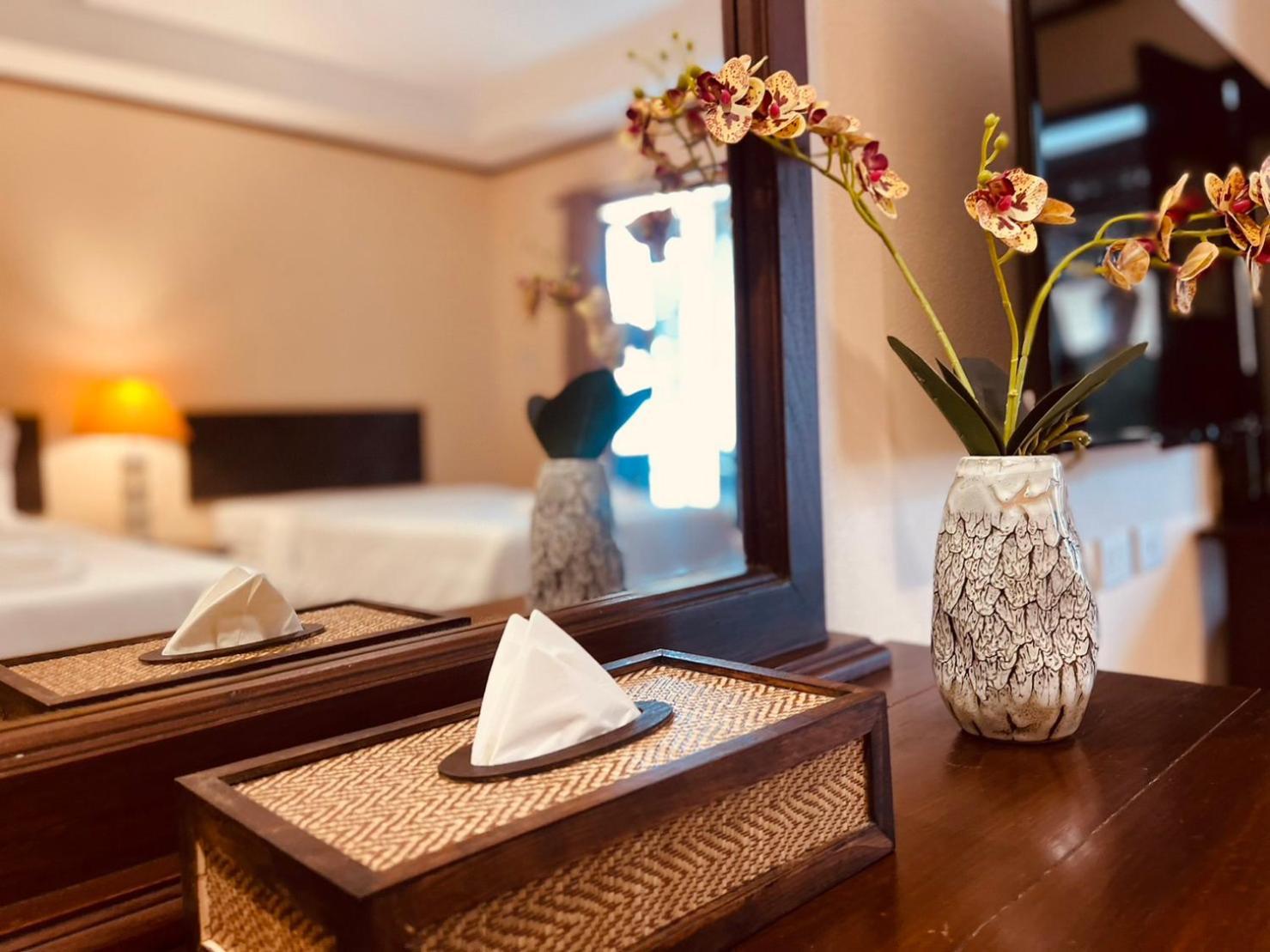 Na Thapae Chiangmai Hotel Чиангмай Экстерьер фото