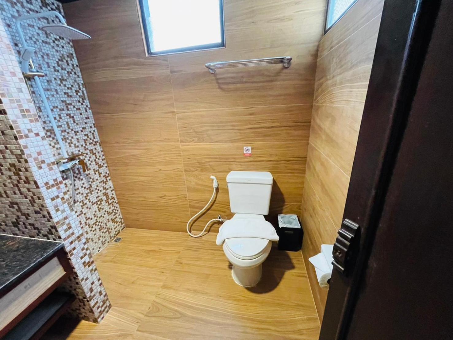 Na Thapae Chiangmai Hotel Чиангмай Экстерьер фото
